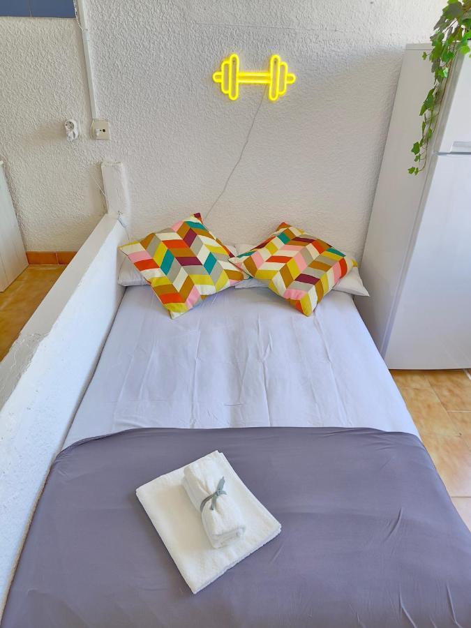 Renovado, Luminoso Y Confortable Loft Con Piscina Ла-Пинеда Экстерьер фото